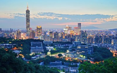 Peer Advisors Offer Advice on Going Abroad after College